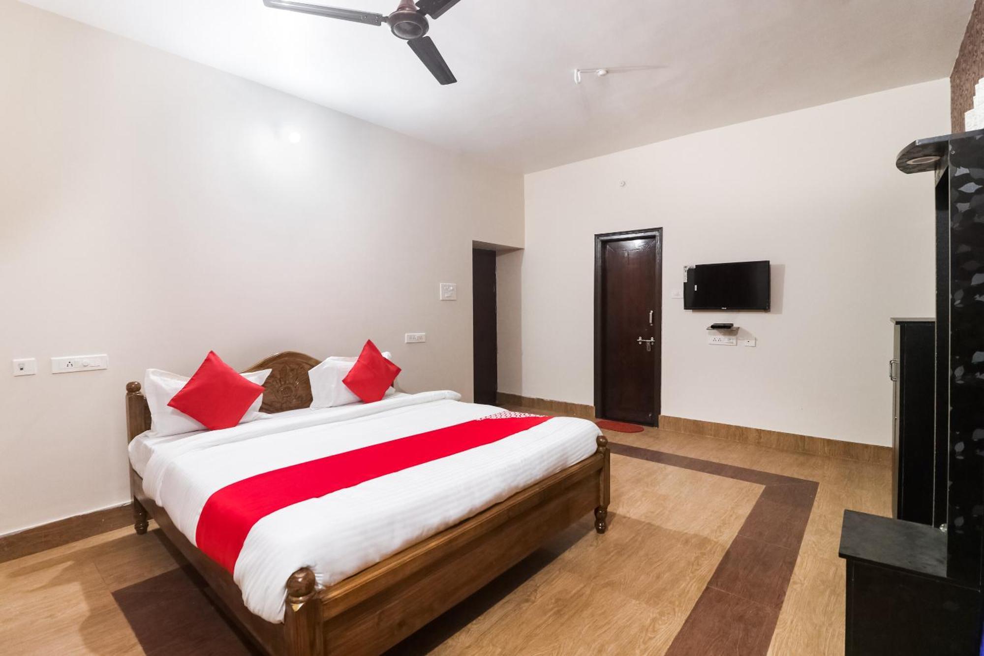 Hotel O Purple Villa Бхубанешвар Екстериор снимка